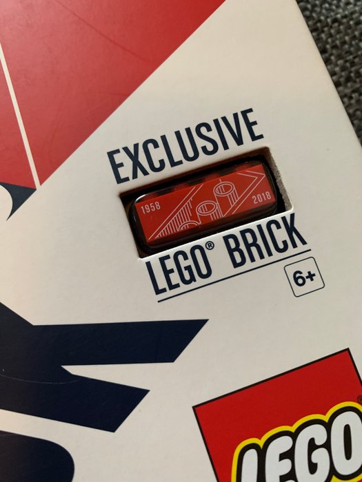 Lego - The LEGO Book New Edition: with exclusive LEGO brick Hardcover - Danmark