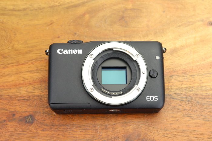 Canon EOS M10 Body + accessoires Digitalkamera