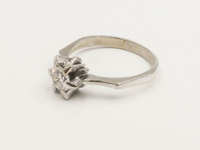 Forlovelsesring - 18 kraat Hvidguld Diamant (Natur)