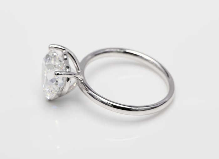 Ring - 18 kraat Hvidguld -  4.08ct. tw. Diamant (Laboratoriedyrket) - Hjerte F-VVS2