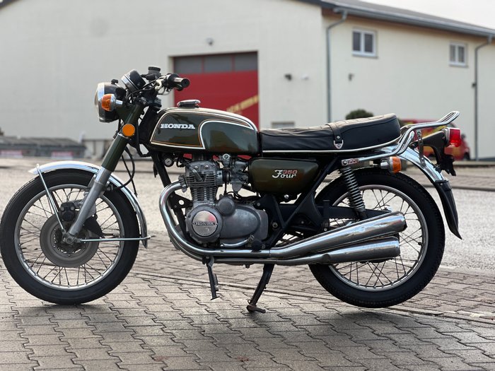 Honda - CB350 Four - 350 cc - 1972