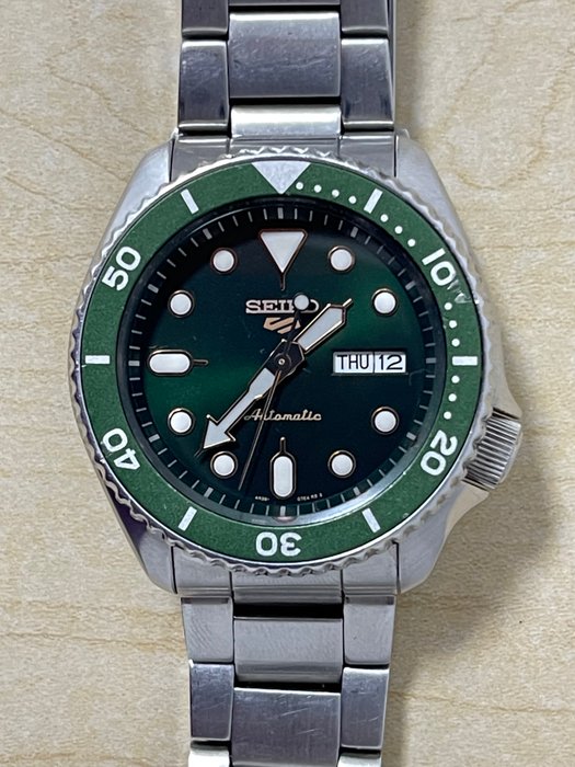 Seiko - 5 Sport SKX - Ingen mindstepris - SRPD63K1 - Mænd - 2011-nu