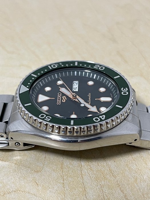 Seiko - 5 Sport SKX - Ingen mindstepris - SRPD63K1 - Mænd - 2011-nu