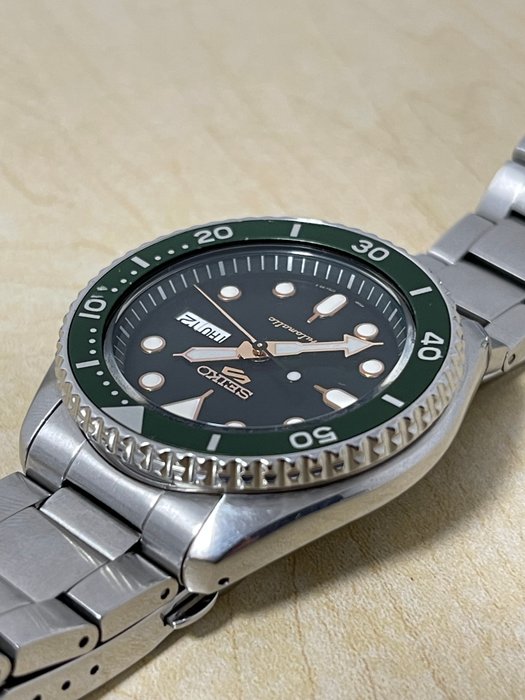 Seiko - 5 Sport SKX - Ingen mindstepris - SRPD63K1 - Mænd - 2011-nu