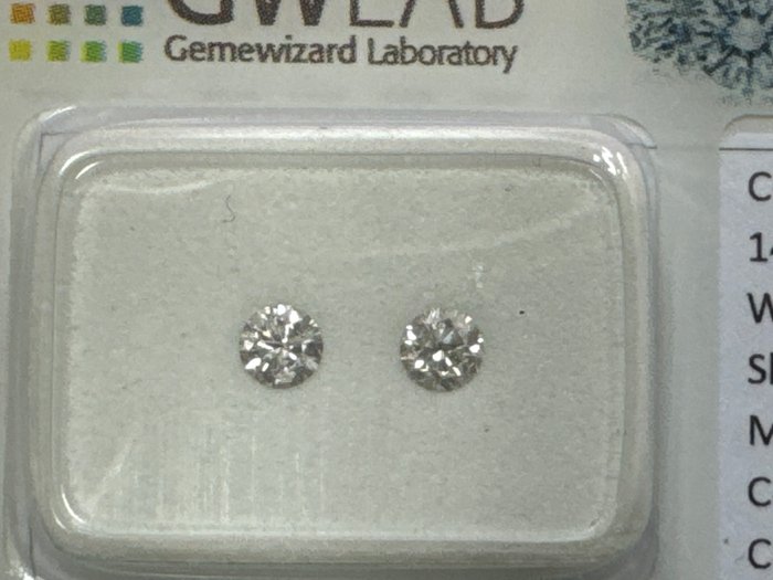 Ingen mindstepris - 2 pcs Diamant  (Natur)  - 0.27 ct - Rund - D (farveløs) - SI1, SI2 - Gemewizard Gemological Laboratory (GWLab)