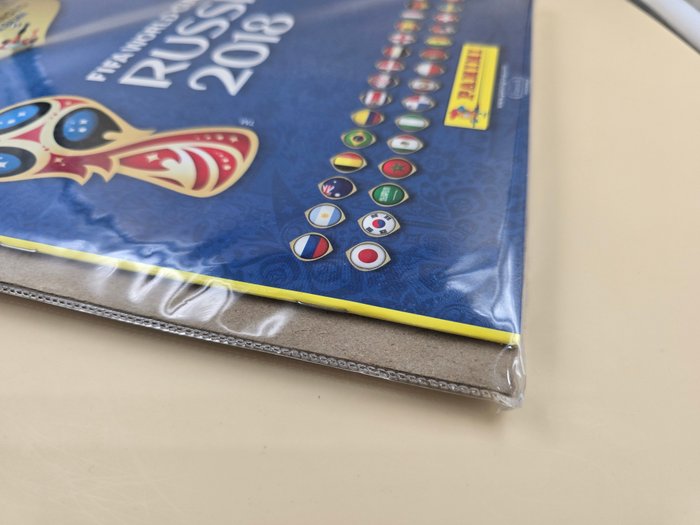 Panini - Russia 2018 World Cup - 1 Empty album + complete loose sticker set