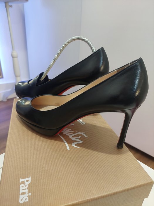 Christian Louboutin - Sko med hæle - Størelse: Shoes / EU 375