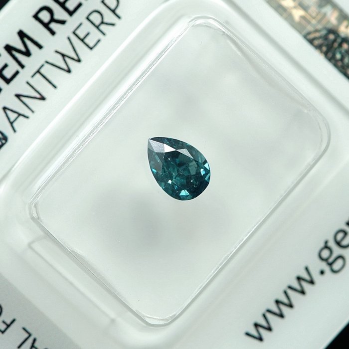 1 pcs Diamant  (Farvebehandlet)  - 0.60 ct - I1 - Gem Report Antwerp (GRA)