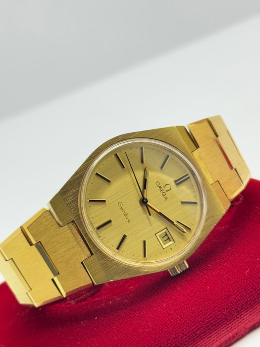 Omega - Geneve Date Cal.613 - Ingen mindstepris - 136.0050 - Mænd - 1970-1979