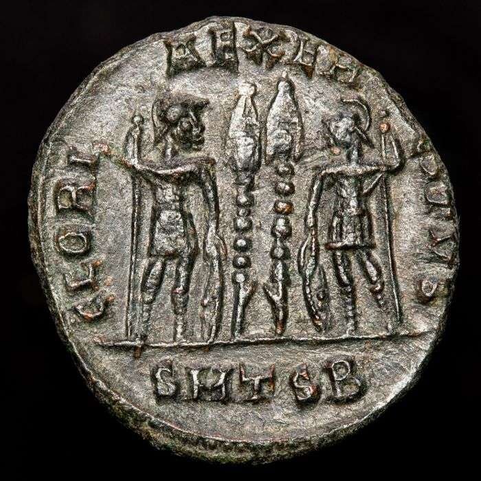 Romarriket. Constantine II (AD 337-340). Follis Thessalonica, AD 336-337. GLORIA EXERCITVS  (Ingen mindstepris)