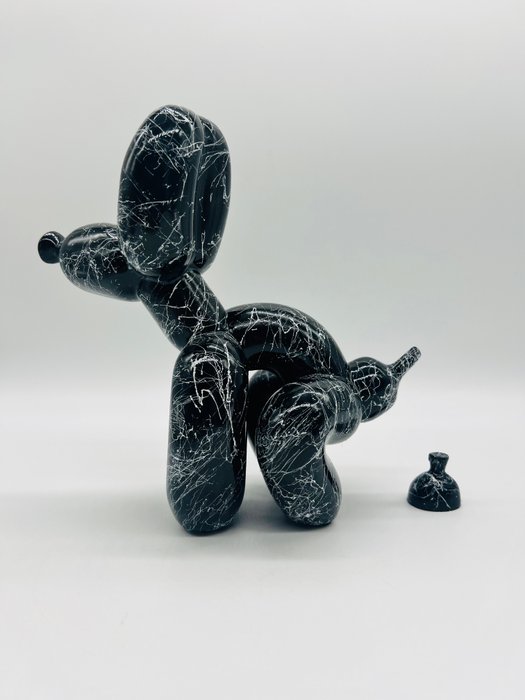 ORIMA Pop Art - POOPING BALLOON DOG marble