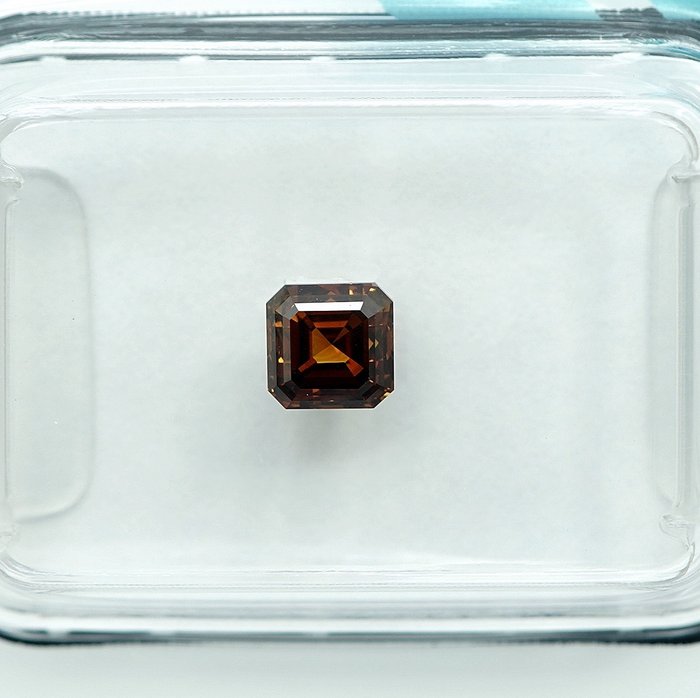 1 pcs Diamant  (Naturfarvet)  - 0.59 ct - Firkantet med slebne hjørner - Fancy deep Orange nuance Gul - SI1 - International Gemological Institute (IGI)