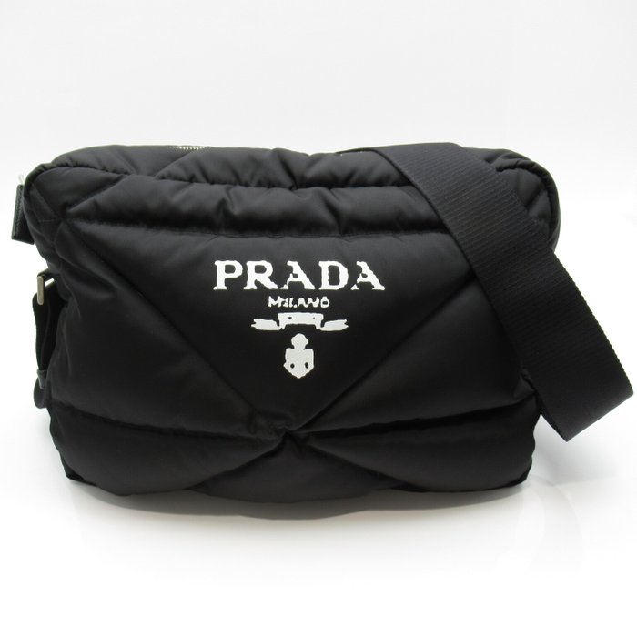 Prada - ReNylon quilted shoulder bag   2VH137 - Taske