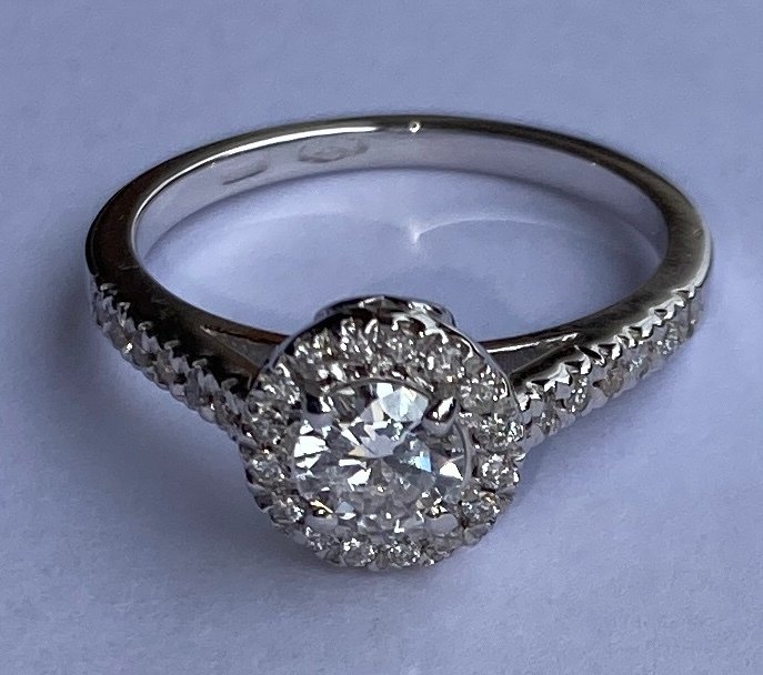 Forlovelsesring - 18 kraat Hvidguld Diamant (Natur) - Diamant