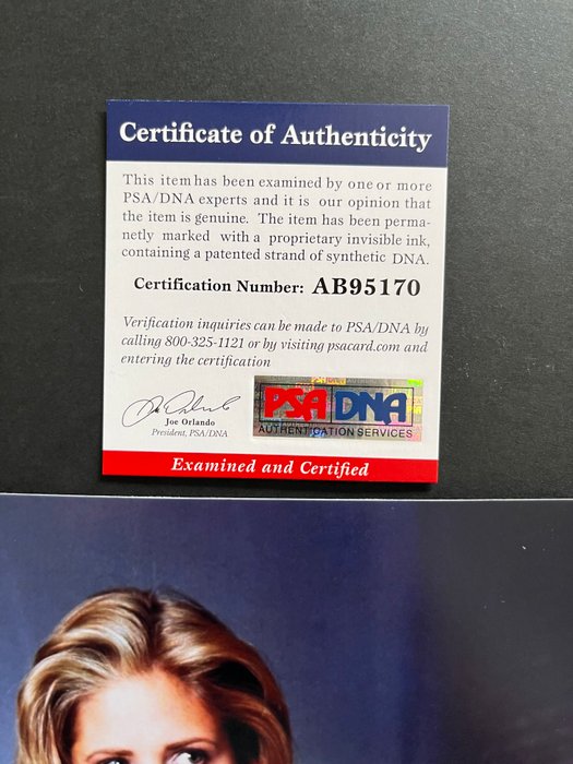 Buffy the Vampire Slayer (TV Series) - Sarah Michelle Gellar (Buffy) - Signed in Person - with PSA/DNA Certificate - Autograph photo - No Reserve!