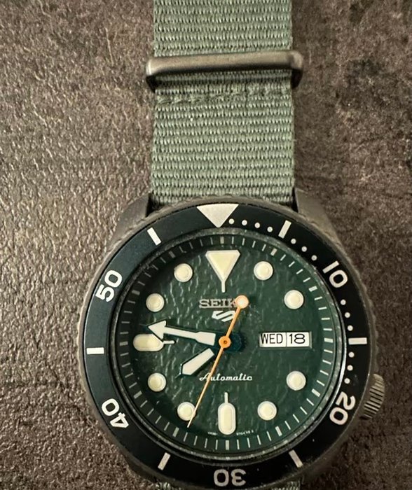 Seiko - seiko 5 Sport Automatic Green Dial - Ingen mindstepris - Unisex - 2011-nu