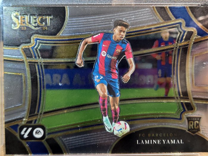 2024 Panini Select La Liga Lamine Yamal #229 Field Level PSA 10 Graded card