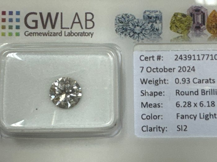 Ingen mindstepris - 1 pcs Diamant  (Naturfarvet)  - 0.93 ct - Rund - Fancy light Grå - SI2 - Gemewizard Gemological Laboratory (GWLab)