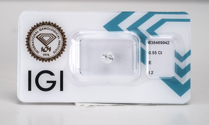 Ingen mindstepris - 1 pcs Diamant  (Natur)  - 0.55 ct - Rund - E - I2 - International Gemological Institute (IGI)