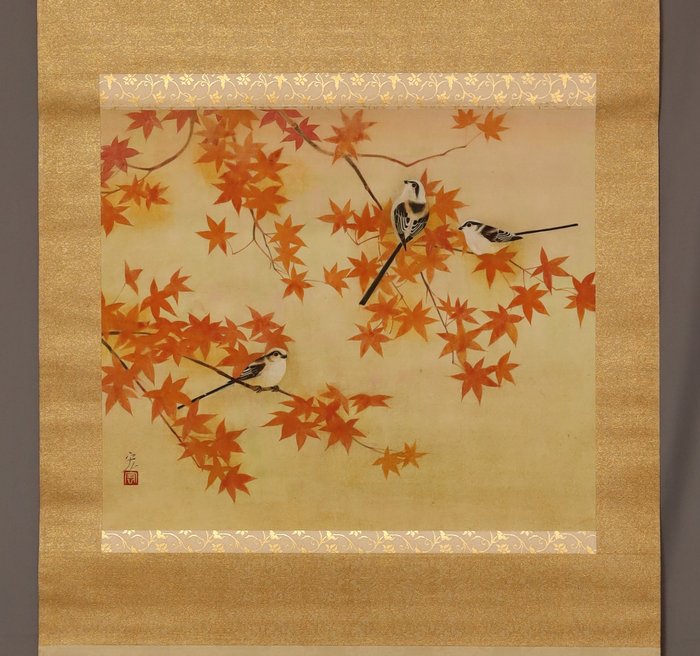 Autumn leaves and little birds - With signature Hiroshi 宏, Tomo-bako - Nonouchi Hiroshi (B1938) - Japan