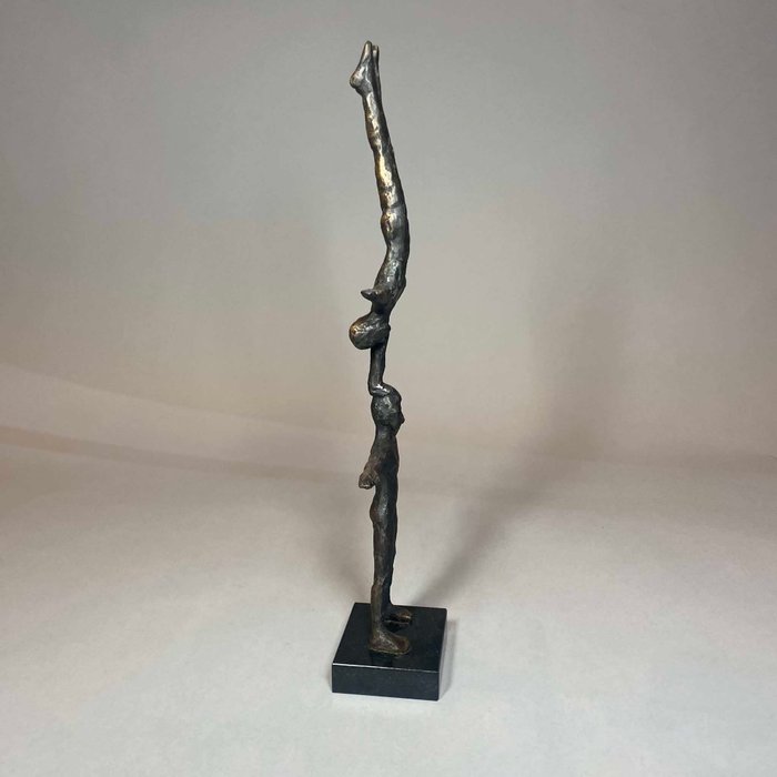 J. Zak (XX-XXI) - Acrobats (bronze 35cm)