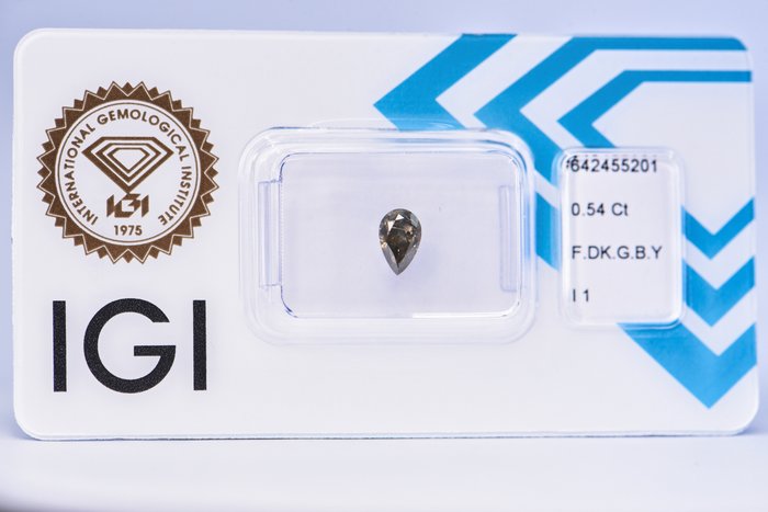 Ingen mindstepris - 1 pcs Diamant  (Naturfarvet)  - 054 ct - Pære - Fancy dark Brun Grønlig Gul - I1 - International Gemological Institute (IGI)