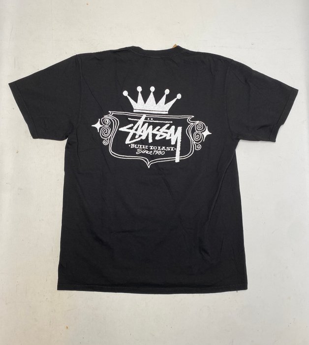 Stüssy - T-shirt - Nyt med labels