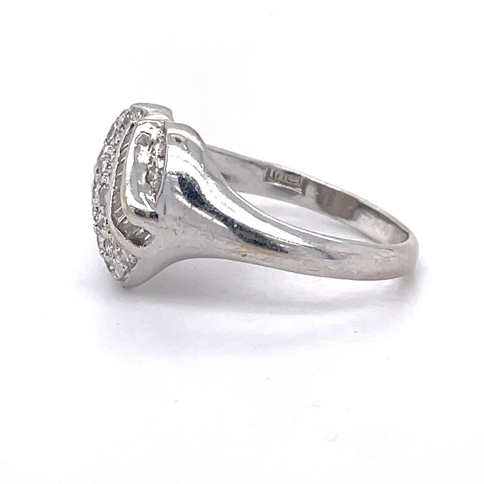 Ring - 18 kraat Hvidguld Diamant (Natur)