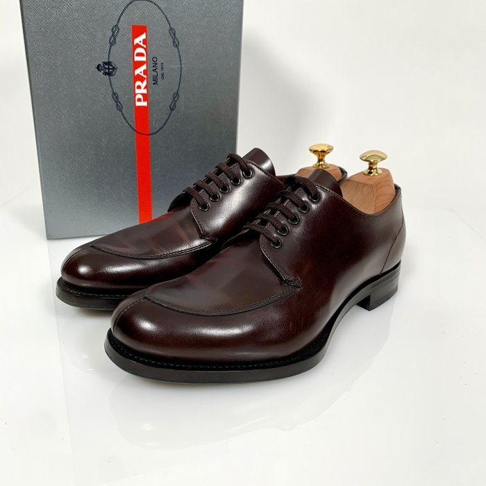 Prada - Snøresko - Størelse: Shoes / EU 40.5, UK 6,5