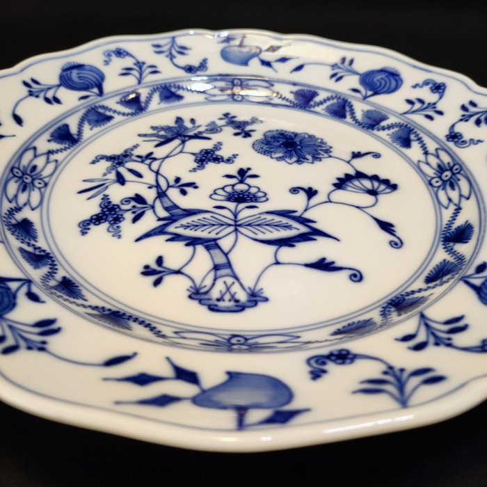 Meissen - Middagstallerken (6) - 6er Set antike große Teller Ø 24,7 cm Zwiebelmuster Neuer Ausschnitt, "Knaufzeit" - Porcelæn