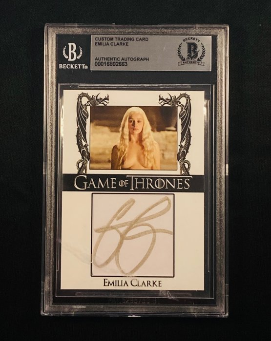 Game of Thrones - Emilia Clarke - Signed Trading Card - Beckett COA