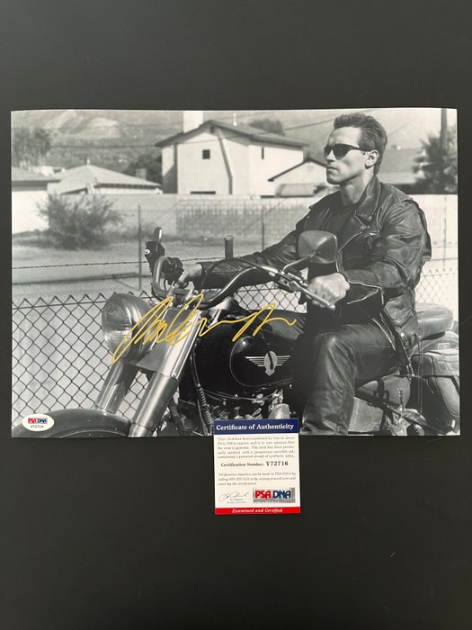 Terminator 2 Judgment Day - Arnold Schwarzenegger (T-800) - Signed in Person - with PSA/DNA Certificate - Autograph, photo - No Reserve!