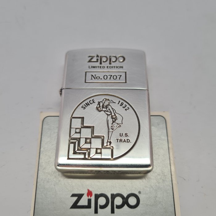 Zippo - Windy / Varga Girl Limited Edition - Lighter - Messing