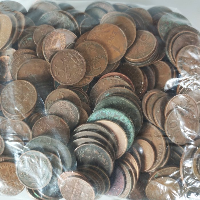 Forskellige lande. Lot 1.6 Kg Bronze various coins Various Dates (No Reserve Price) Various Dates  (Ingen mindstepris)