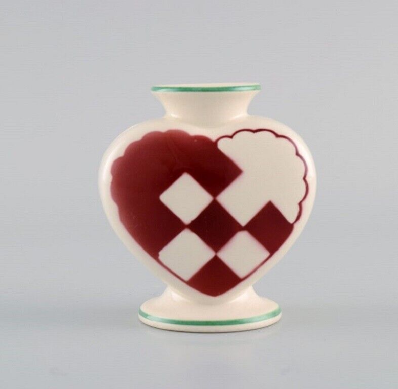 Rare Aluminia Christmas heart vase / candle holder in red faience