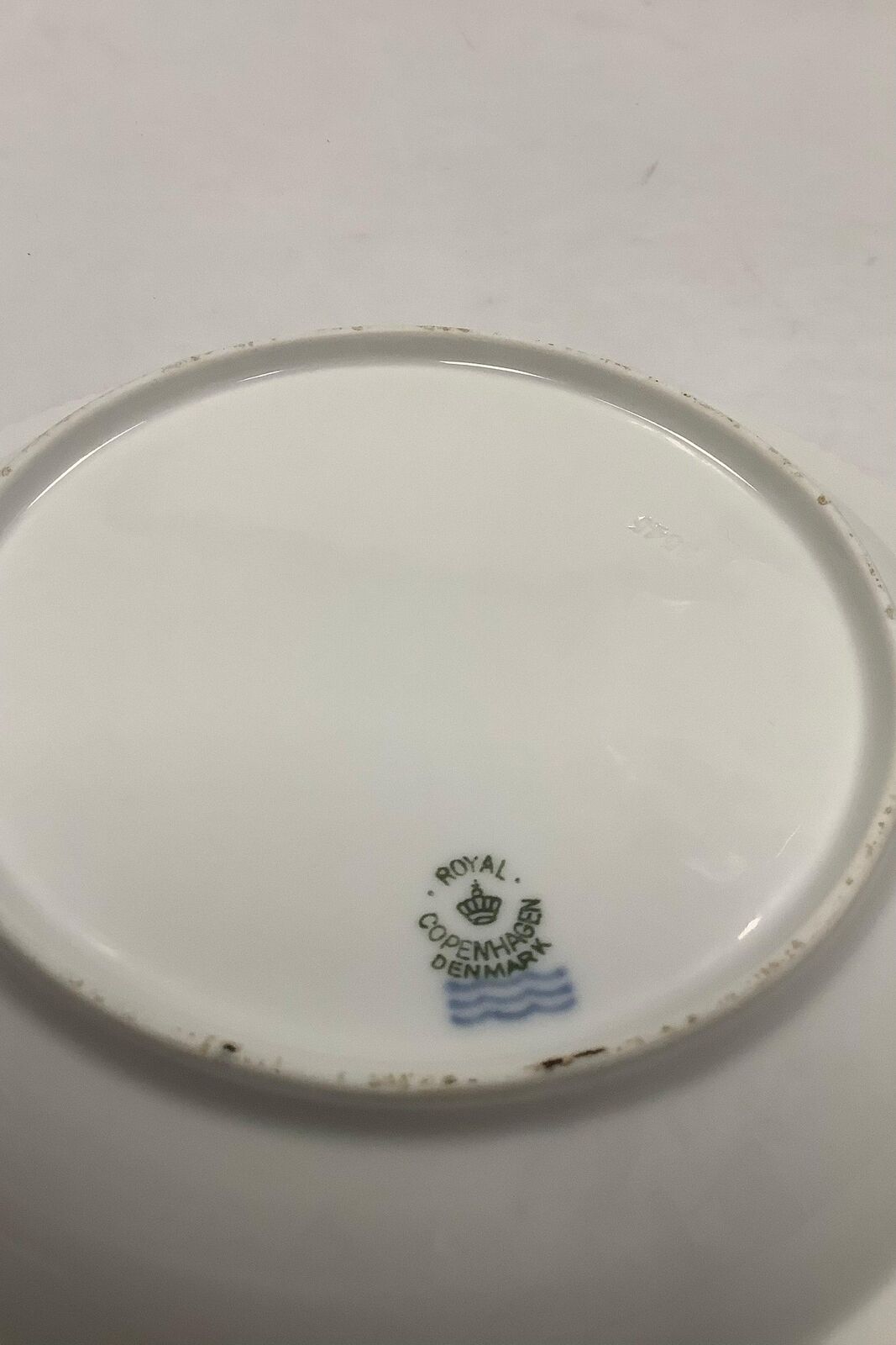 Royal Copenhagen White Flora Danica Pearl Pattern Deep Plate No 20/3545