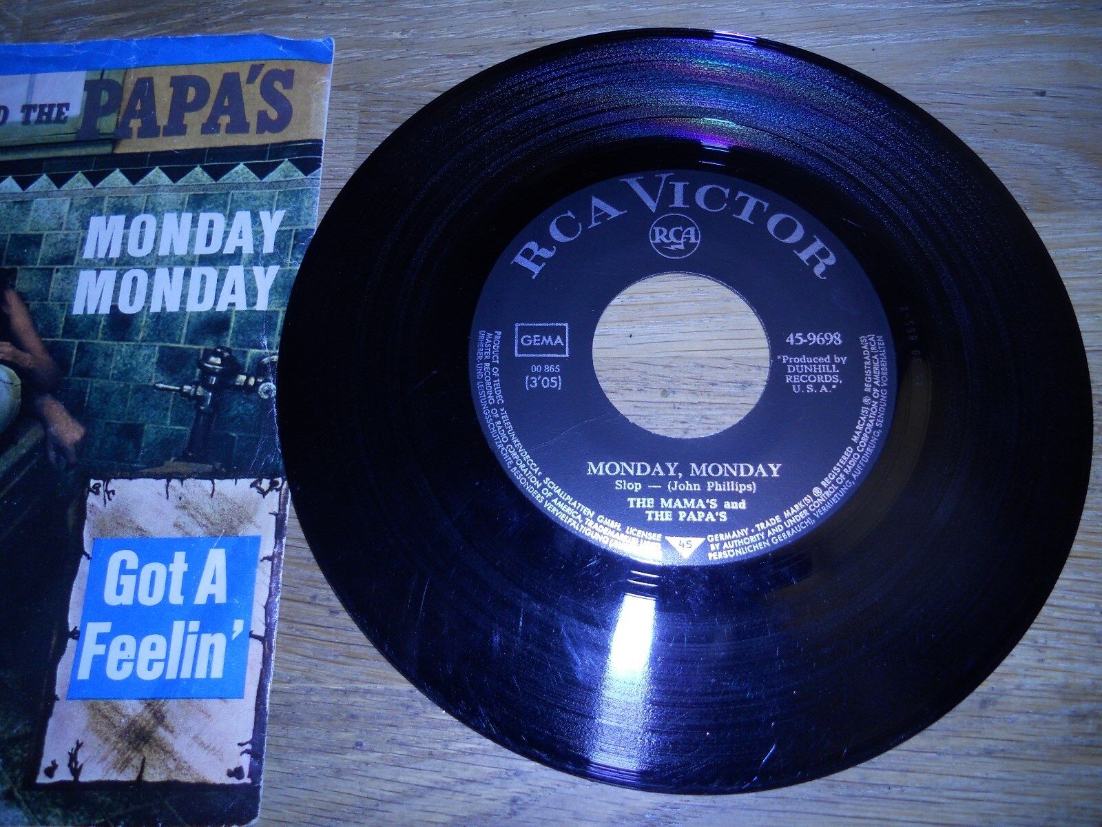 THE MAMA´S AND THE PAPAS "MONDAY MONDAY/GOT A FEELIN´" WEST GERMAN PRESSING USED