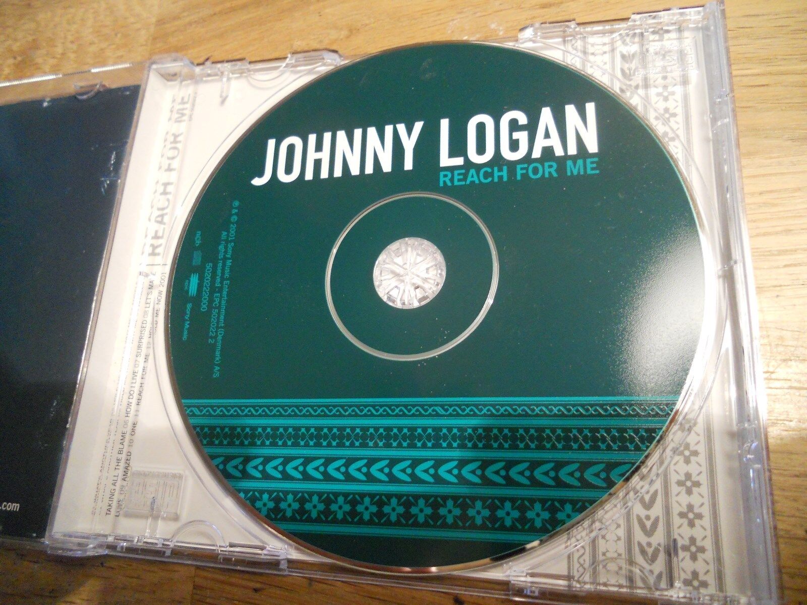 JOHNNY LOGAN REACH FOR ME 2001 12 TRACKS DANISH CD ALBUM USED RARE REMIXES NCB