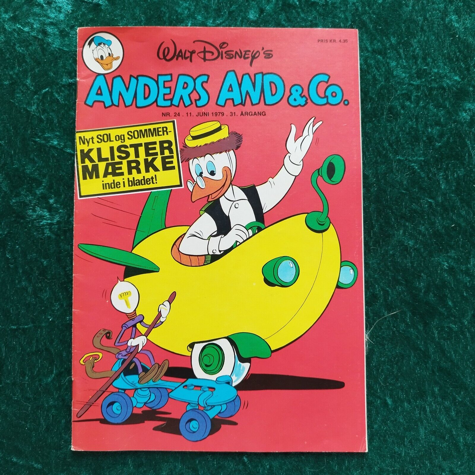 Danish comic  "Anders And  Co " no 241979  Donald Duck With  Lego advert