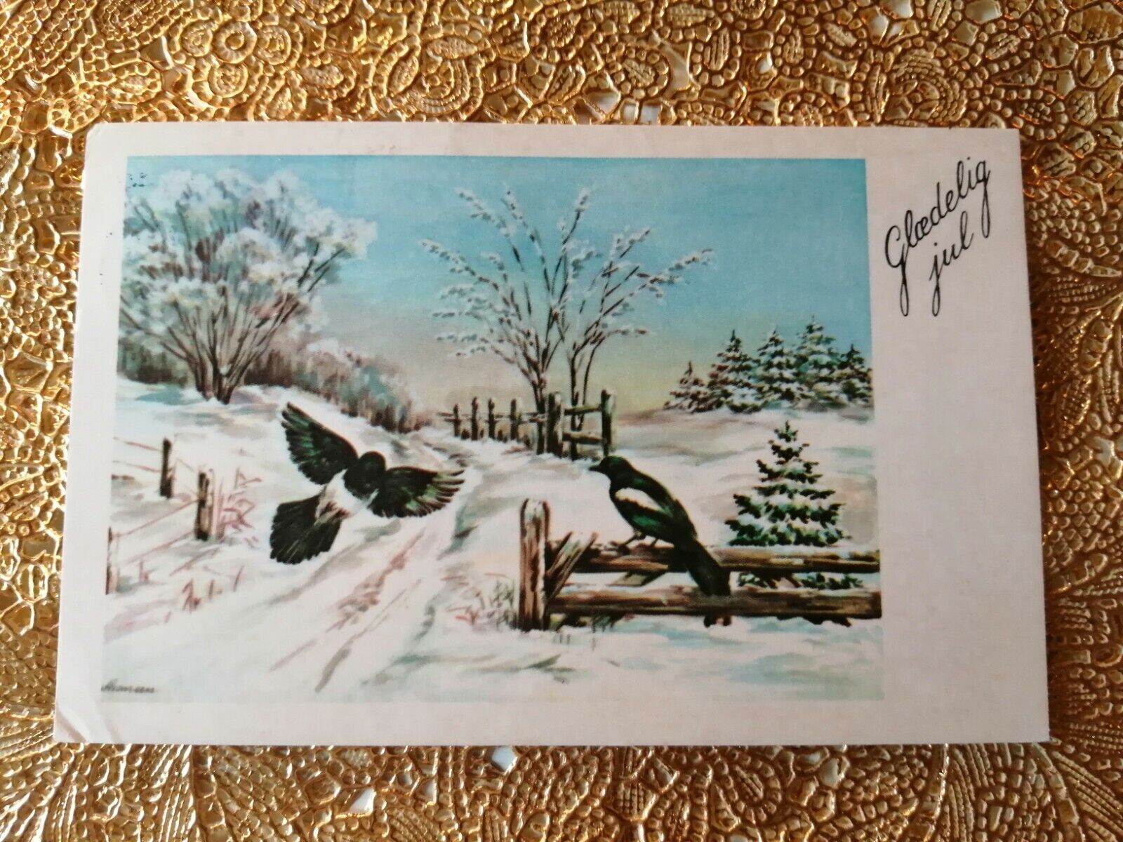 Vintage and collectible Danish Christmas card.Posted in 1976.. ( No. 6 g )