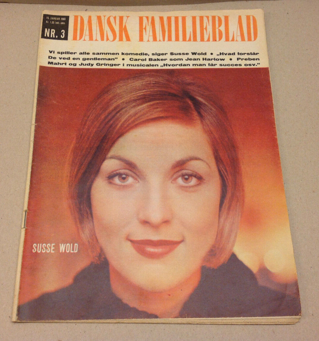 SUSSE WOLD ON FRONT COVER DANSK FAMILIEBLAD Vintage Magazine 15th January 1965