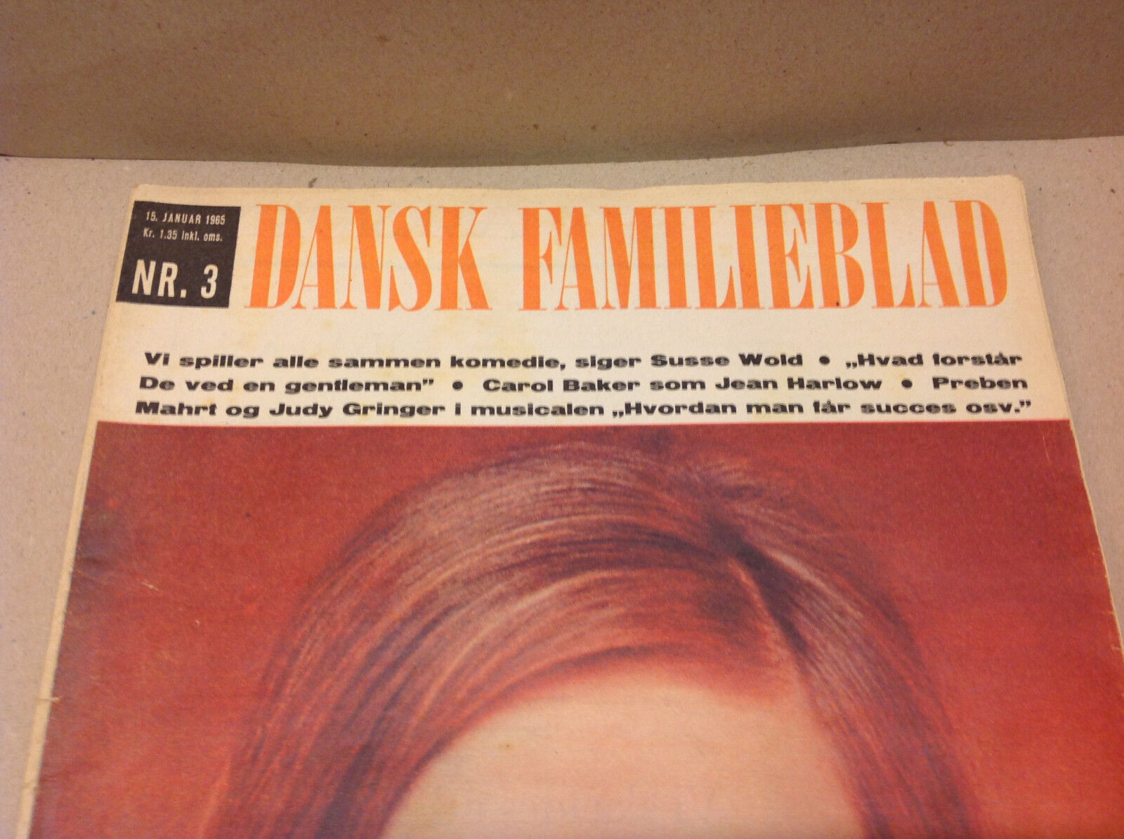 SUSSE WOLD ON FRONT COVER DANSK FAMILIEBLAD Vintage Magazine 15th January 1965