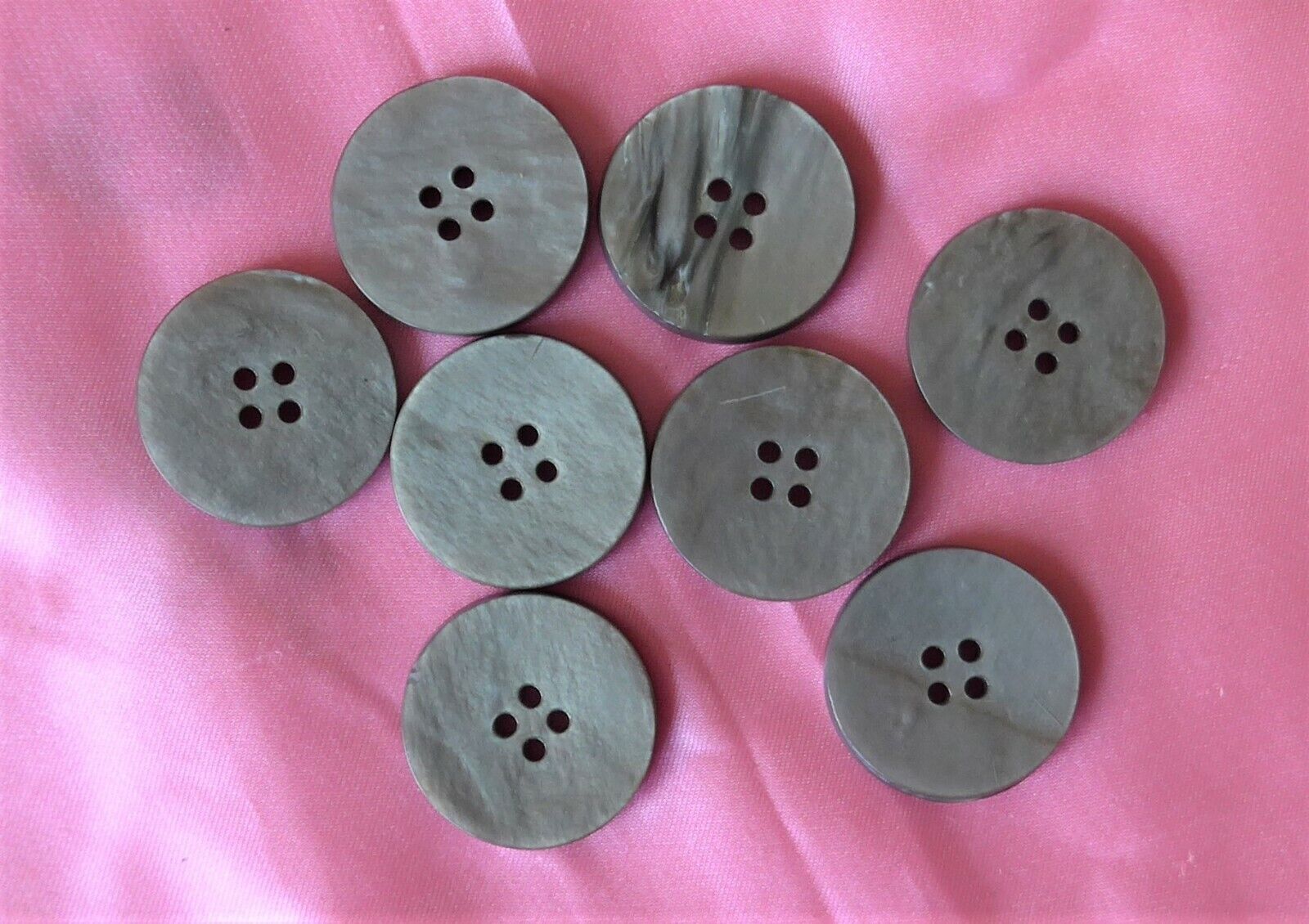 SALE - 8 identical GREEN MARBLED vintage plastic buttons -  19 cm  across (25)