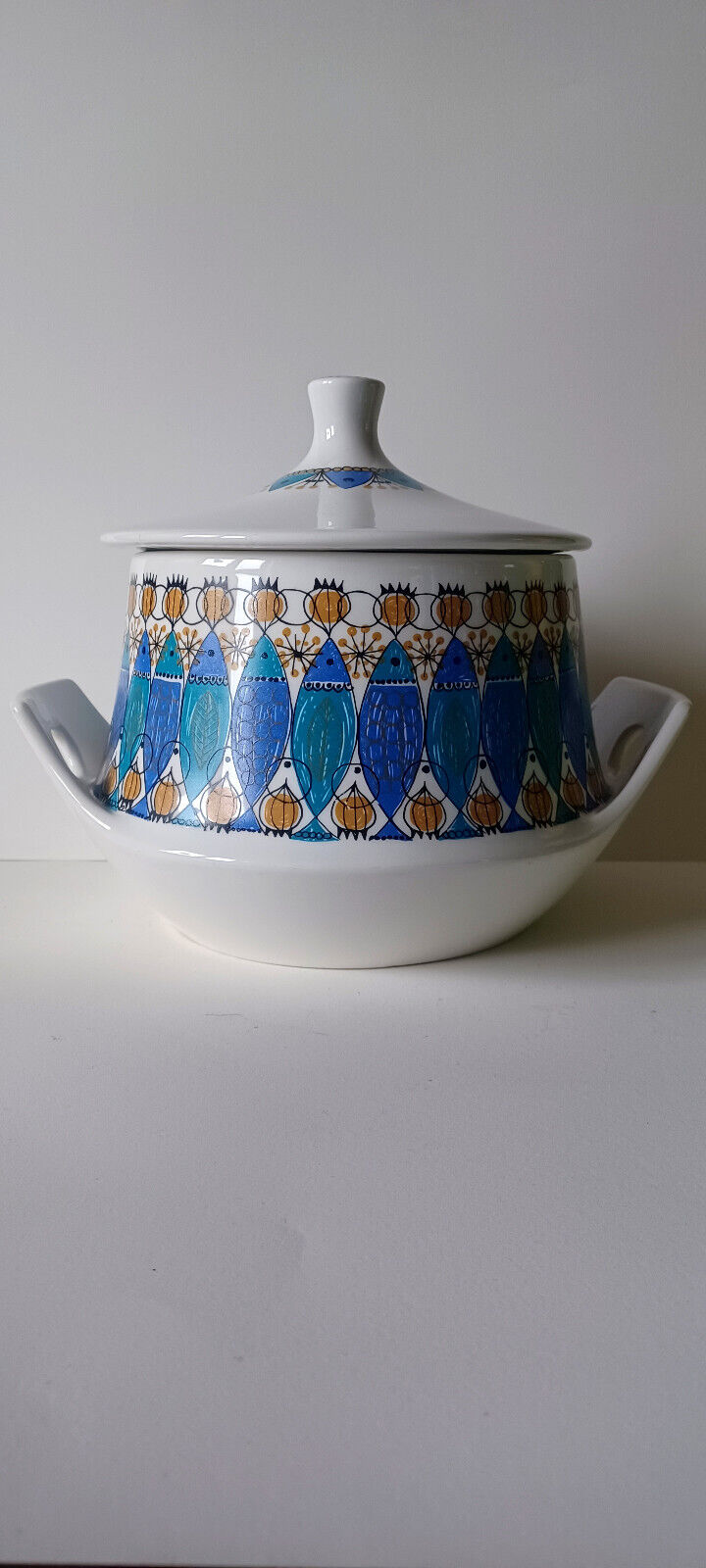 LARGE Soup tureen Turi Design CLUPEA 1960s vintage Figgjo Flint Norway