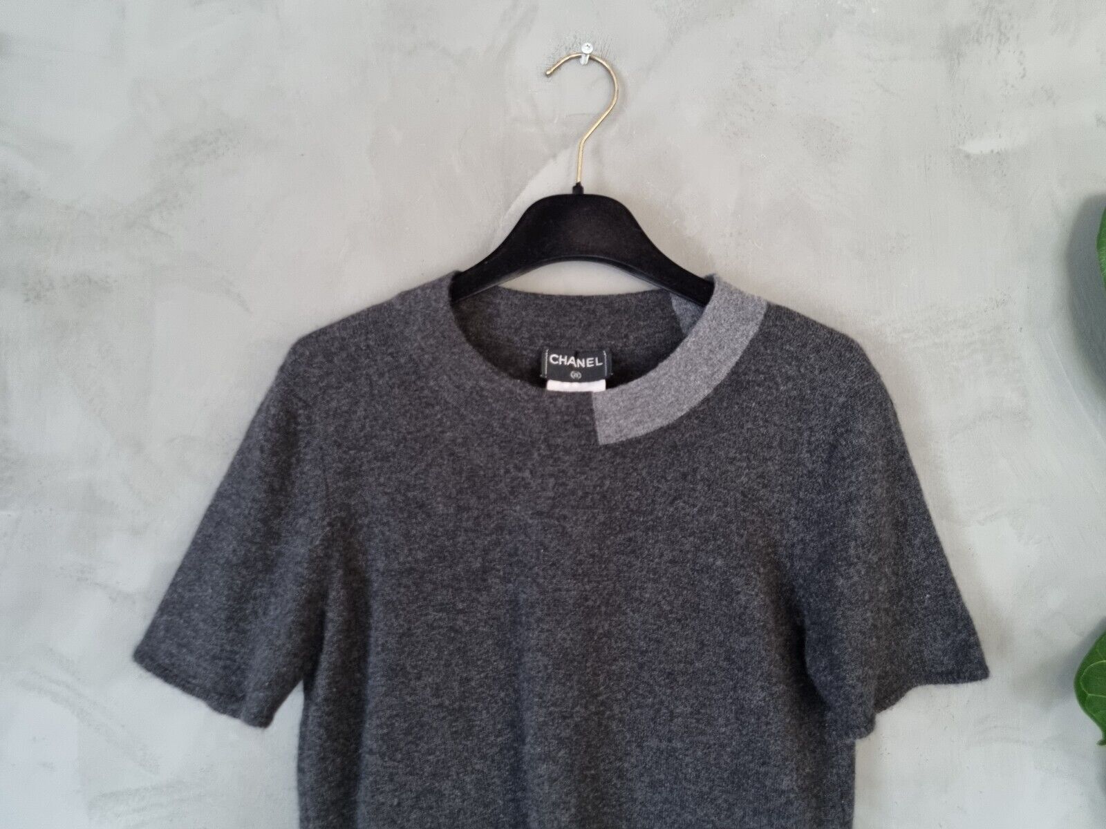 **CHANEL** grey cashmere knit blouse FR38 DE36