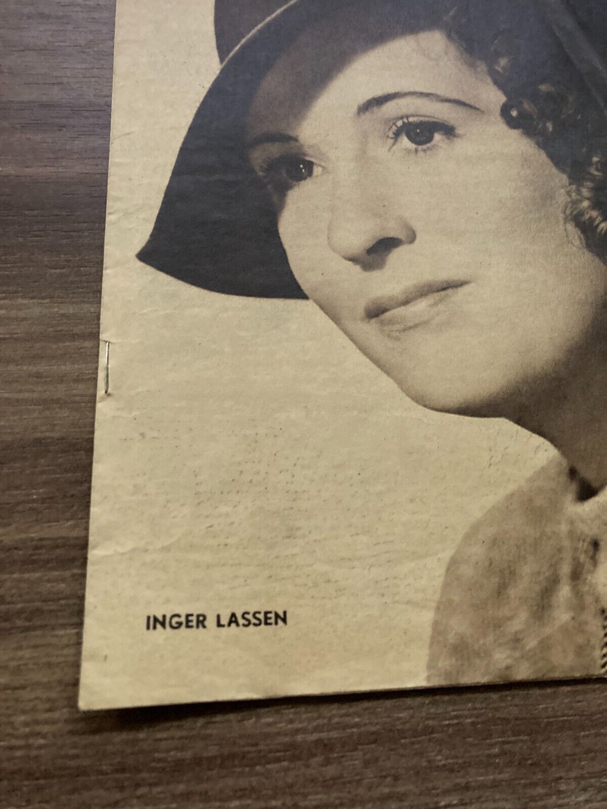 Inger Lassen Front Cover 1940s Complete Antique Danish Magazine "Uge-Magasinet"