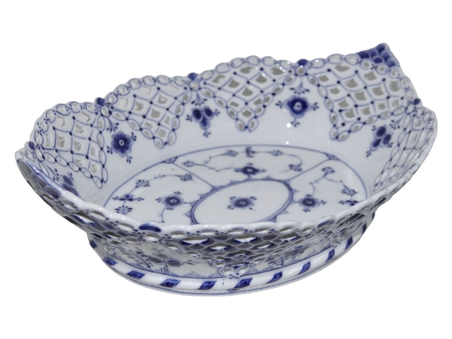 Royal Copenhagen Blue Fluted Full Lace large oblong bowl 1898-1923