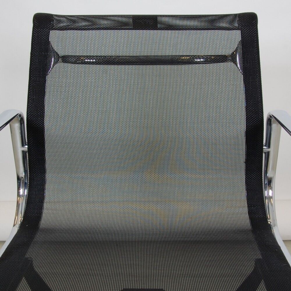 Charles Eames Office chair model EA-117 in black mesh by vitra