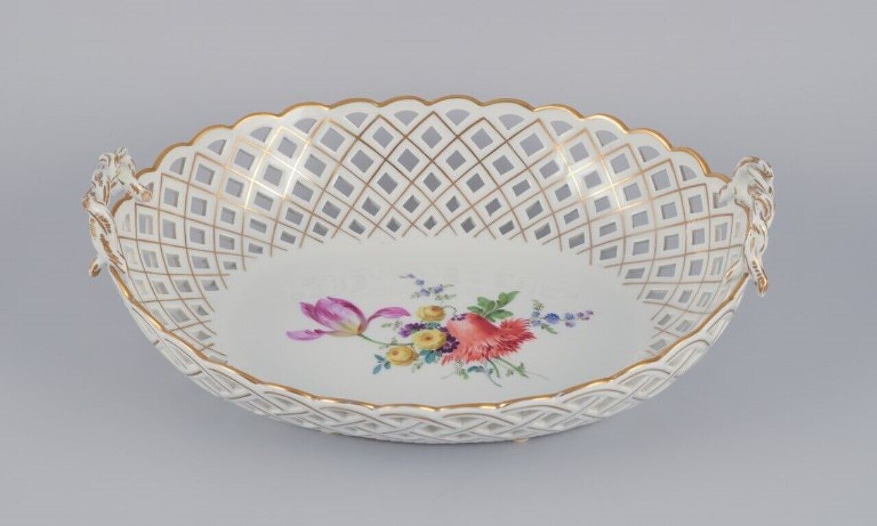 Meissen Germany Colossal open lace oval bowl Hand-painted with flowers