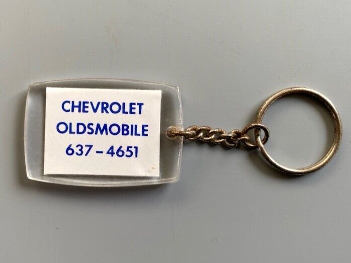 Keychain Key Tag: Snyder Automobiles Lachine PQ Canada Made in Denmark